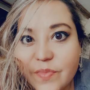 Meet your Posher, Mara